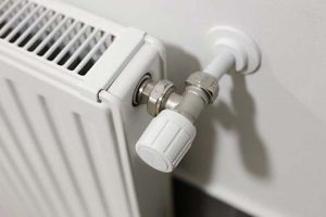 Hoy analizaremos las válvulas termostáticas, su importancia en los radiadores