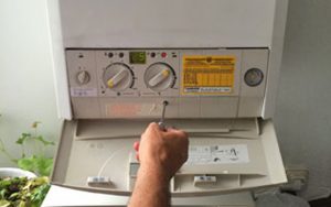 Es muy importante la revisión periódica de la caldera de gas