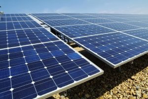 Para calefaccción también esta la energía solar, es gratis, esta en todas partes, te debes documentar como apreovechar al máximo este recurso natural