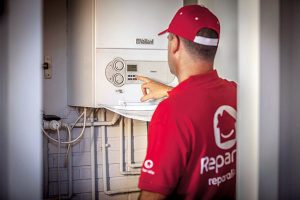 El técnico instalador prevé todas las necesidades a las que se va a enfrentar al momento de instalar la calefacción