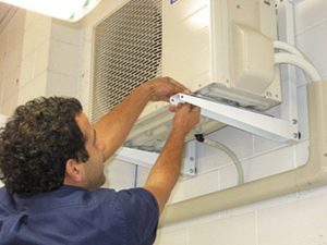 Los equipos a base de gases fluorados deben ser manipulados por profesionales